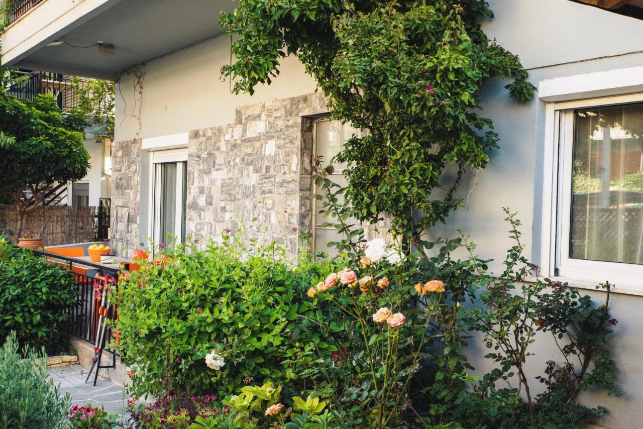 Anafis Comfort Athens Exterior photo