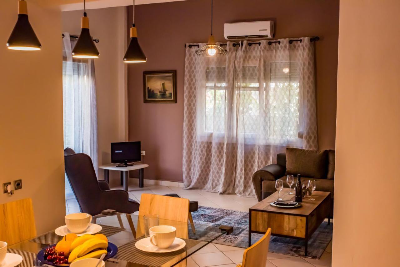 Anafis Comfort Athens Exterior photo